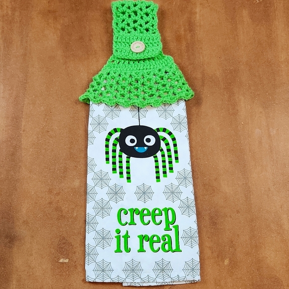 Crocheted Top Hanging Kitchen Flour Sack Halloween Towel - Picture 1 of 4